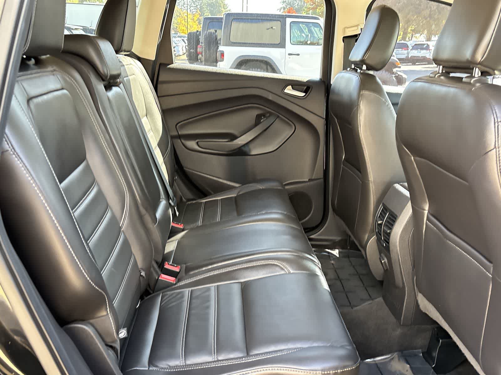 Used 2018 Ford Escape SEL AWD/4WD image 8