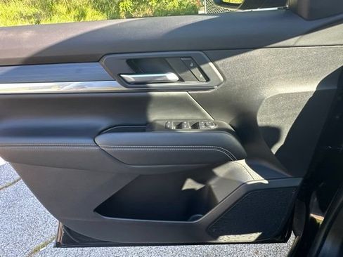 Used 2025 GMC Terrain Elevation AWD/4WD image 36