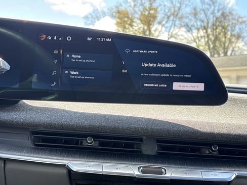 Used 2024 Lucid Air Touring AWD/4WD image 20