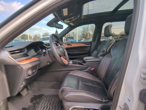 Used 2022 Jeep Grand Cherokee L Summit image 13