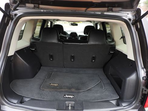 Used 2015 Jeep Patriot Sport w/ Power Value Group image 9