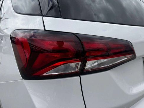 Used 2022 Chevrolet Equinox LT image 15