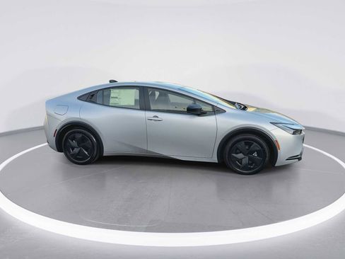 New 2026 Toyota Prius Plug-In Hybrid image 9