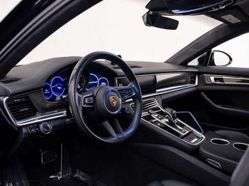 Used 2021 Porsche Panamera Turbo S w/ Assistance Package AWD/4WD image 4