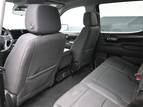 Used 2023 Chevrolet Silverado 1500 RST w/ Z71 Off-Road Package image 17