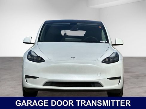 Used 2023 Tesla Model Y Long Range AWD/4WD image 9