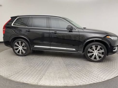 Certified 2024 Volvo XC90 T8 Ultimate w/ Protection Package Premier AWD/4WD image 9