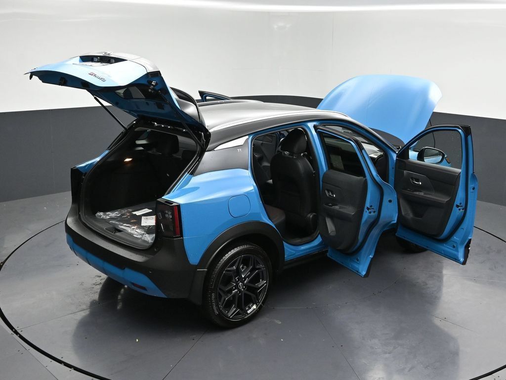 New 2026 Nissan Kicks SR AWD/4WD image 31