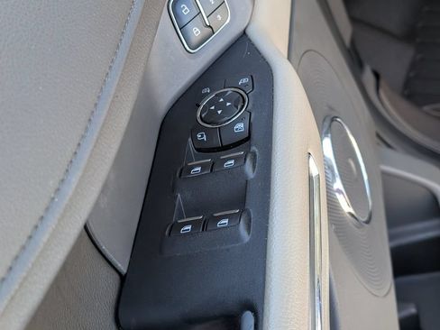 Used 2018 Ford Expedition XLT w/ Equipment Group 202A RWD image 16