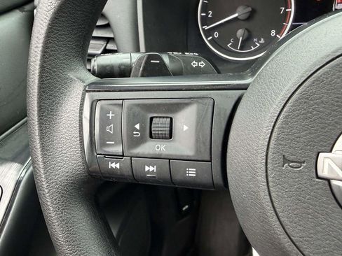 Used 2024 Nissan Rogue S AWD/4WD image 34