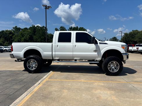 Used 2012 Ford F250 Lariat image 4