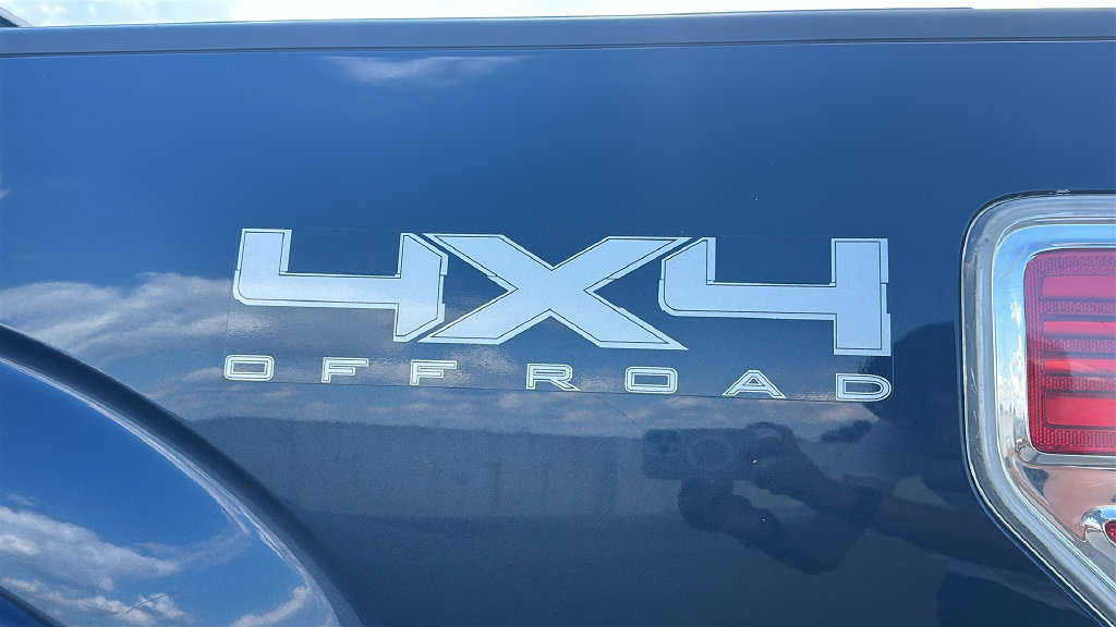 Used 2014 Ford F150 Lariat w/ Equipment Group 502A Luxury AWD/4WD image 14