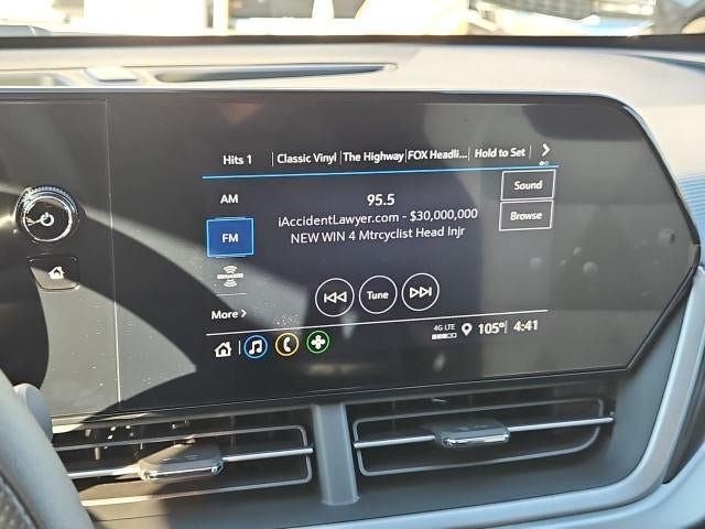 New 2026 Chevrolet Trax LS w/ LS Convenience Package FWD image 13