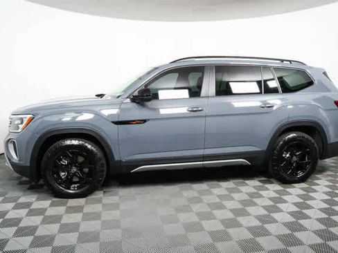 New 2026 Volkswagen Atlas Peak Edition AWD/4WD image 31