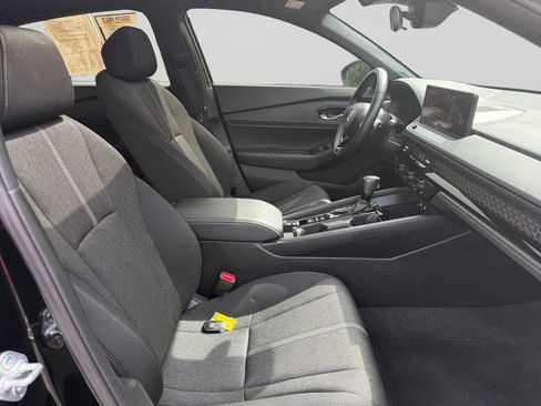 Used 2023 Honda Accord Sport image 17