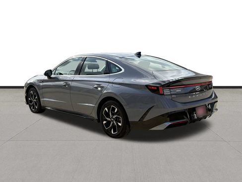 Used 2024 Hyundai Sonata SEL FWD image 7