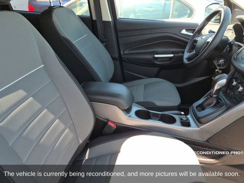 Used 2015 Ford Escape SE FWD image 15