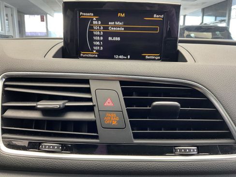 Used 2018 Audi Q3 2.0T Premium w/ Convenience Package image 19