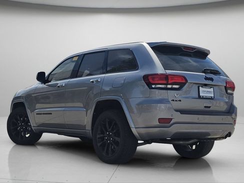 Used 2021 Jeep Grand Cherokee Laredo X AWD/4WD image 22