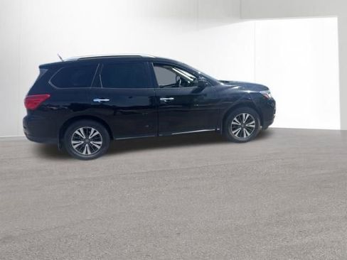 Used 2017 Nissan Pathfinder SL AWD/4WD image 8