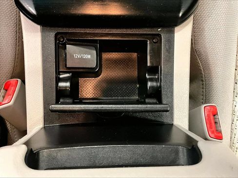 Used 2014 Toyota Camry LE FWD image 27