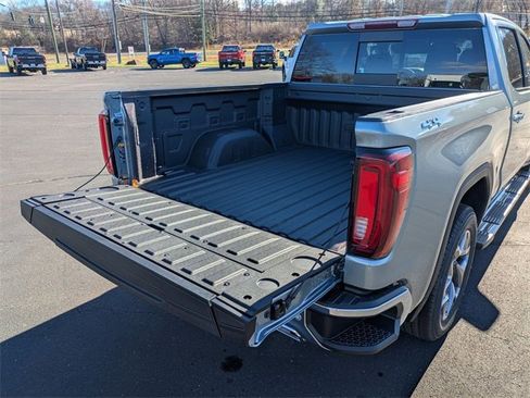 New 2026 GMC Sierra 1500 SLT w/ SLT Premium Plus Package image 32