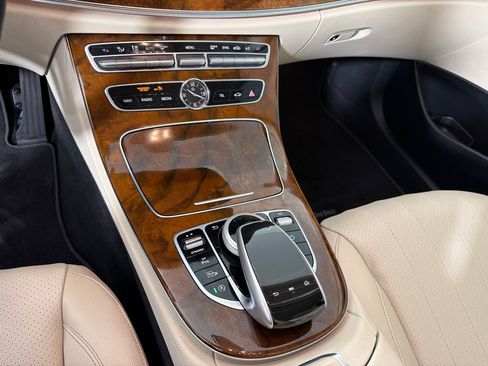 Used 2019 Mercedes-Benz E 300 4MATIC w/ Premium 1 Package image 19