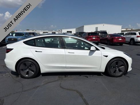 Used 2023 Tesla Model 3 Standard Range RWD image 4