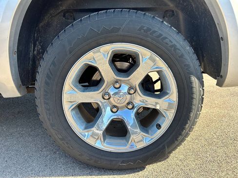 Used 2013 RAM 1500 Laramie image 12