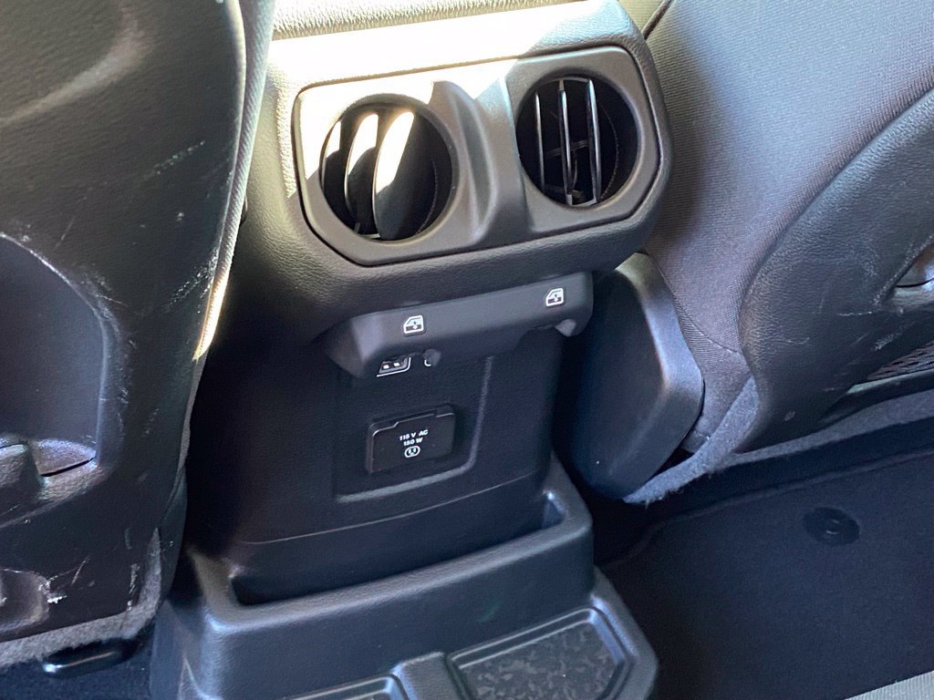 Used 2024 Jeep Wrangler Unlimited Rubicon 4xe AWD/4WD image 27