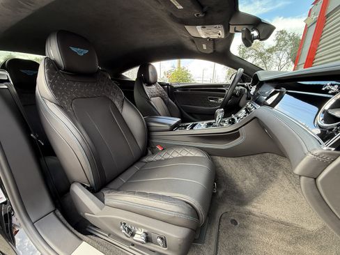 Used 2021 Bentley Continental GT image 17