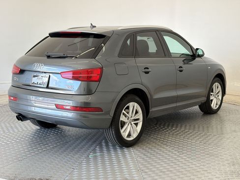 Used 2018 Audi Q3 2.0T Premium w/ Convenience Package AWD/4WD image 9