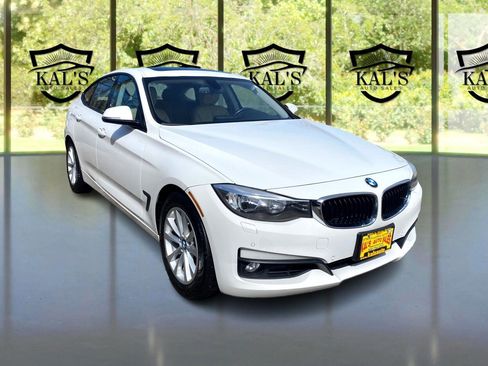 Used 2015 BMW 328i Gran Turismo xDrive image 3