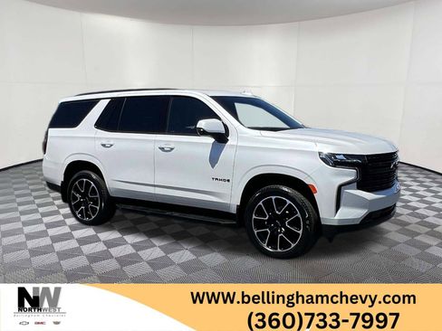 Used 2024 Chevrolet Tahoe RST w/ Luxury Package AWD/4WD image 1