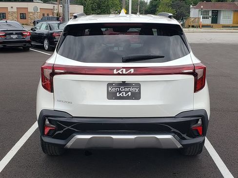 Certified 2024 Kia Seltos S FWD image 5