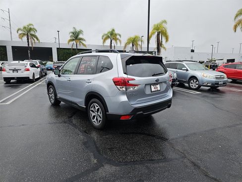 Certified 2024 Subaru Forester Premium image 5