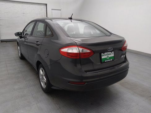 Used 2019 Ford Fiesta SE image 5