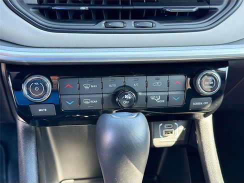 Used 2024 Jeep Compass Limited w/ Elite Group image 17