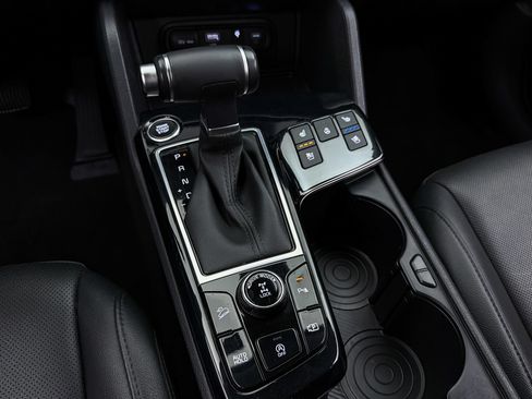 Certified 2025 Kia Sportage SX AWD/4WD image 26