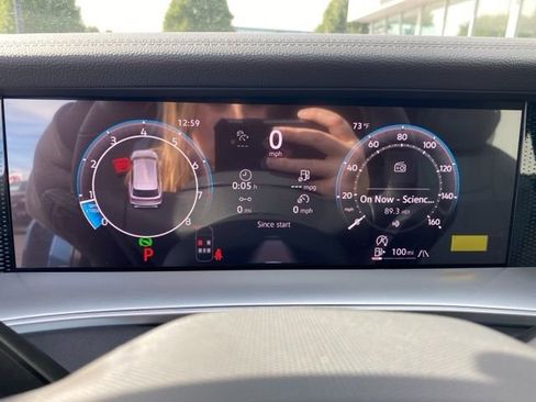 New 2026 Volkswagen Tiguan SE R-Line image 32