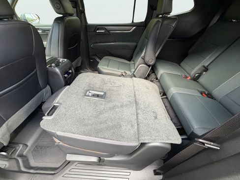 Used 2024 GMC Acadia AT4 w/ LPO, Floor Liner Package image 15