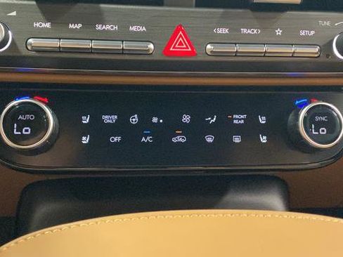 New 2026 Hyundai Palisade Calligraphy AWD/4WD image 18