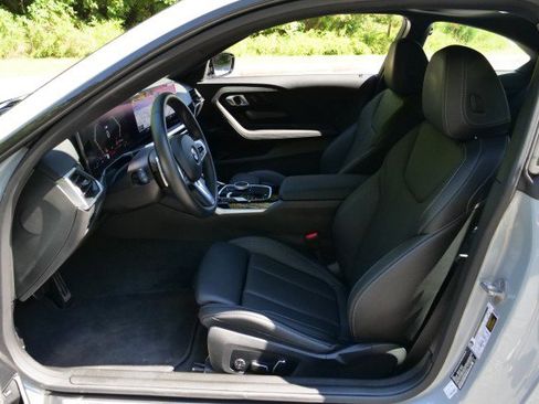 Used 2024 BMW M240i Coupe w/ Premium Package image 34