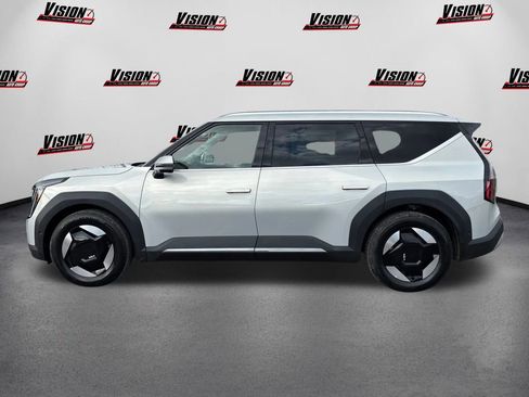 New 2026 Kia EV9 Wind image 8