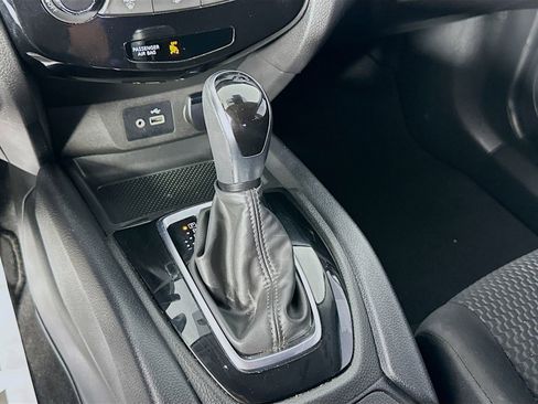 Used 2021 Nissan Rogue Sport S FWD image 16