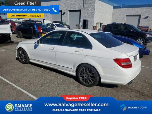 Used 2013 Mercedes-Benz C 250 Sedan image 3