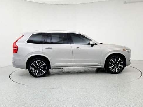 Used 2024 Volvo XC90 B5 Plus AWD/4WD image 4
