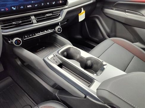 New 2026 Chevrolet Equinox EV RS image 14