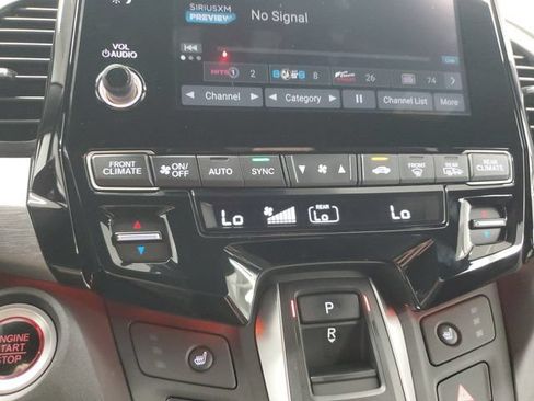 Certified 2024 Honda Odyssey Sport image 30