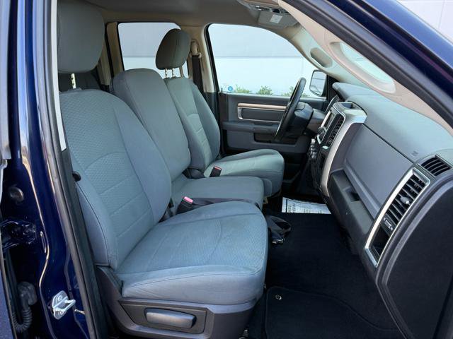 Used 2015 RAM 1500 Classic SLT AWD/4WD image 19